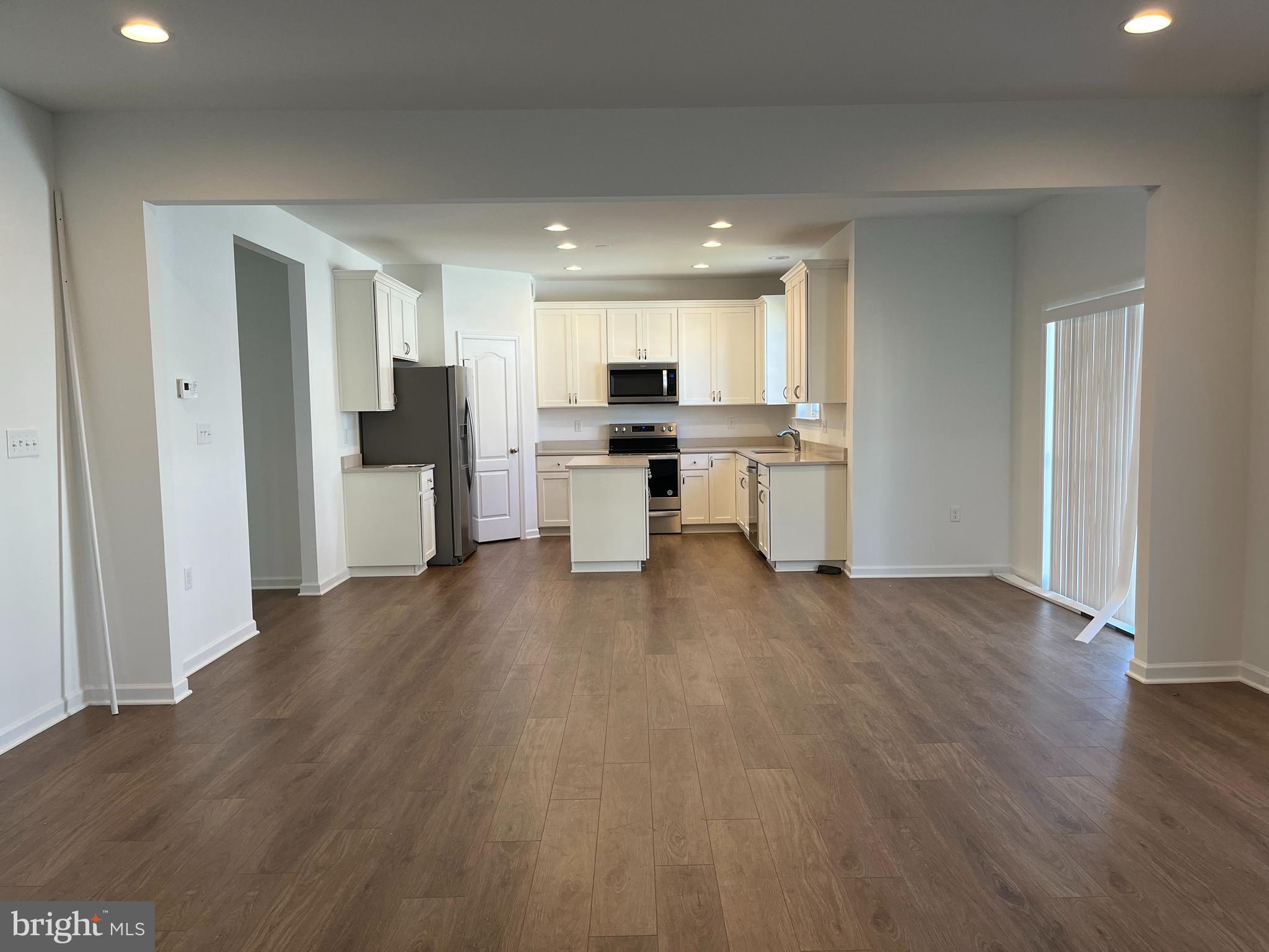 MARTINSBURG STATION - Residential Lease