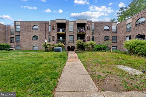 Photo of 7 Silverwood Circle #3, ANNAPOLIS, MD 21403 (MLS # MDAA2142108)