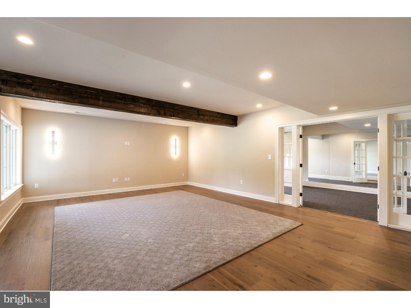 WHITEGATE - Residential