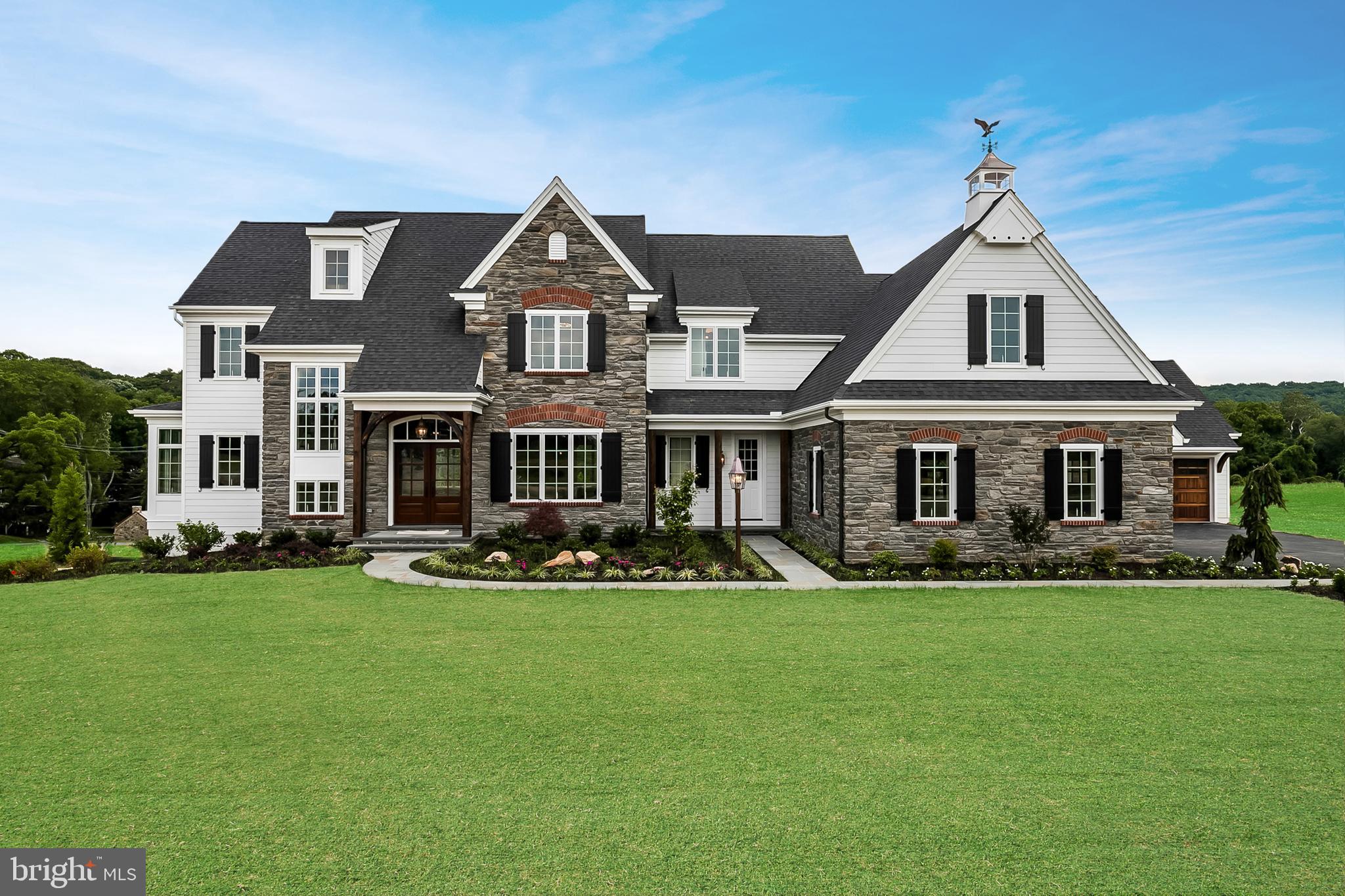 WHITEGATE - Residential