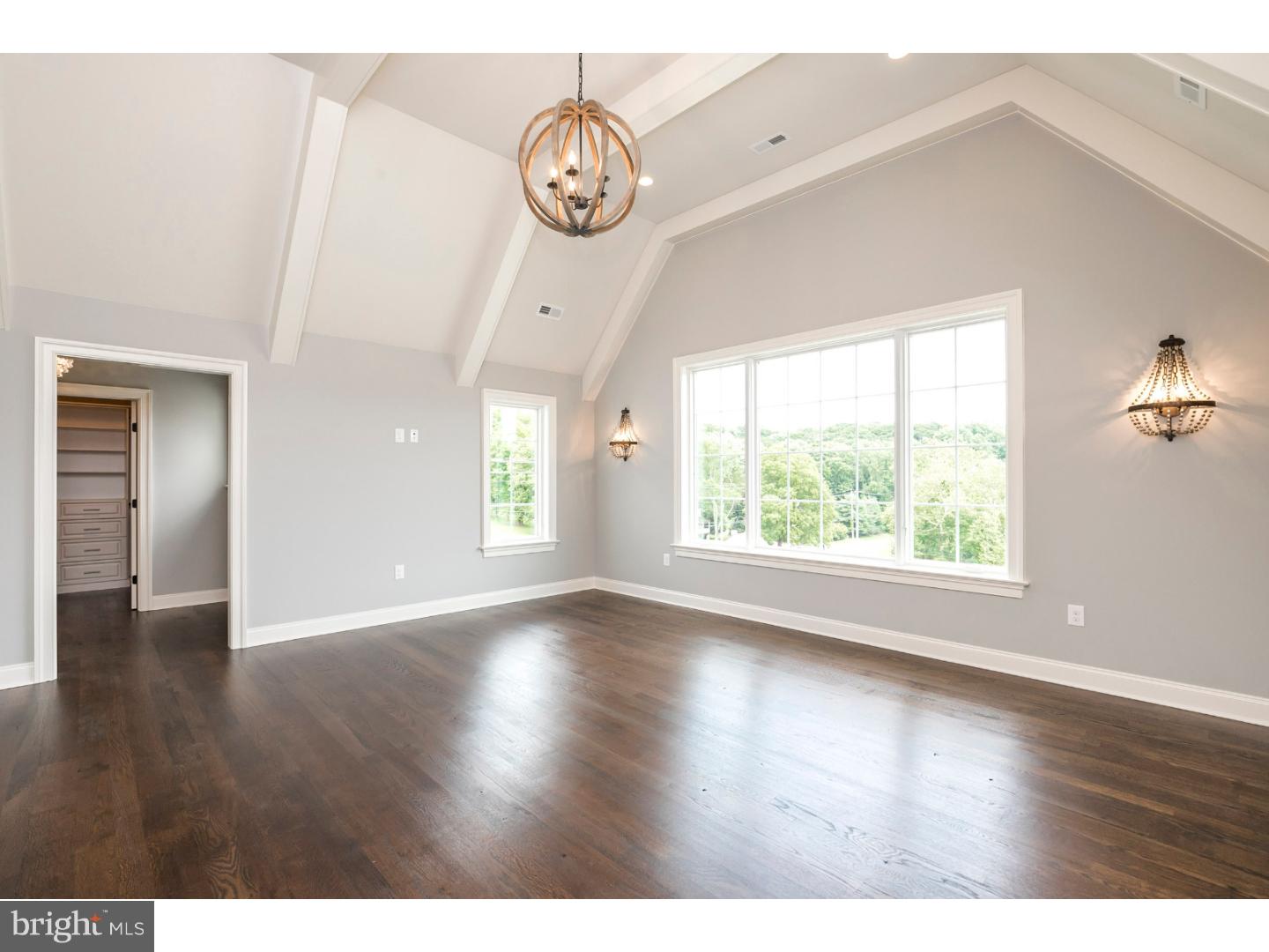 WHITEGATE - Residential