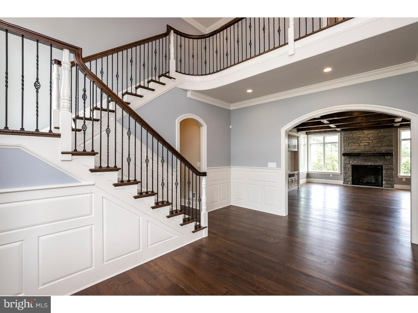 WHITEGATE - Residential