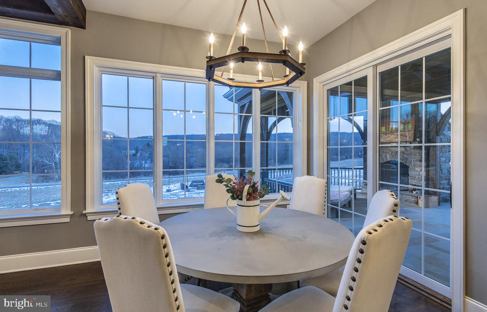 WHITEGATE - Residential