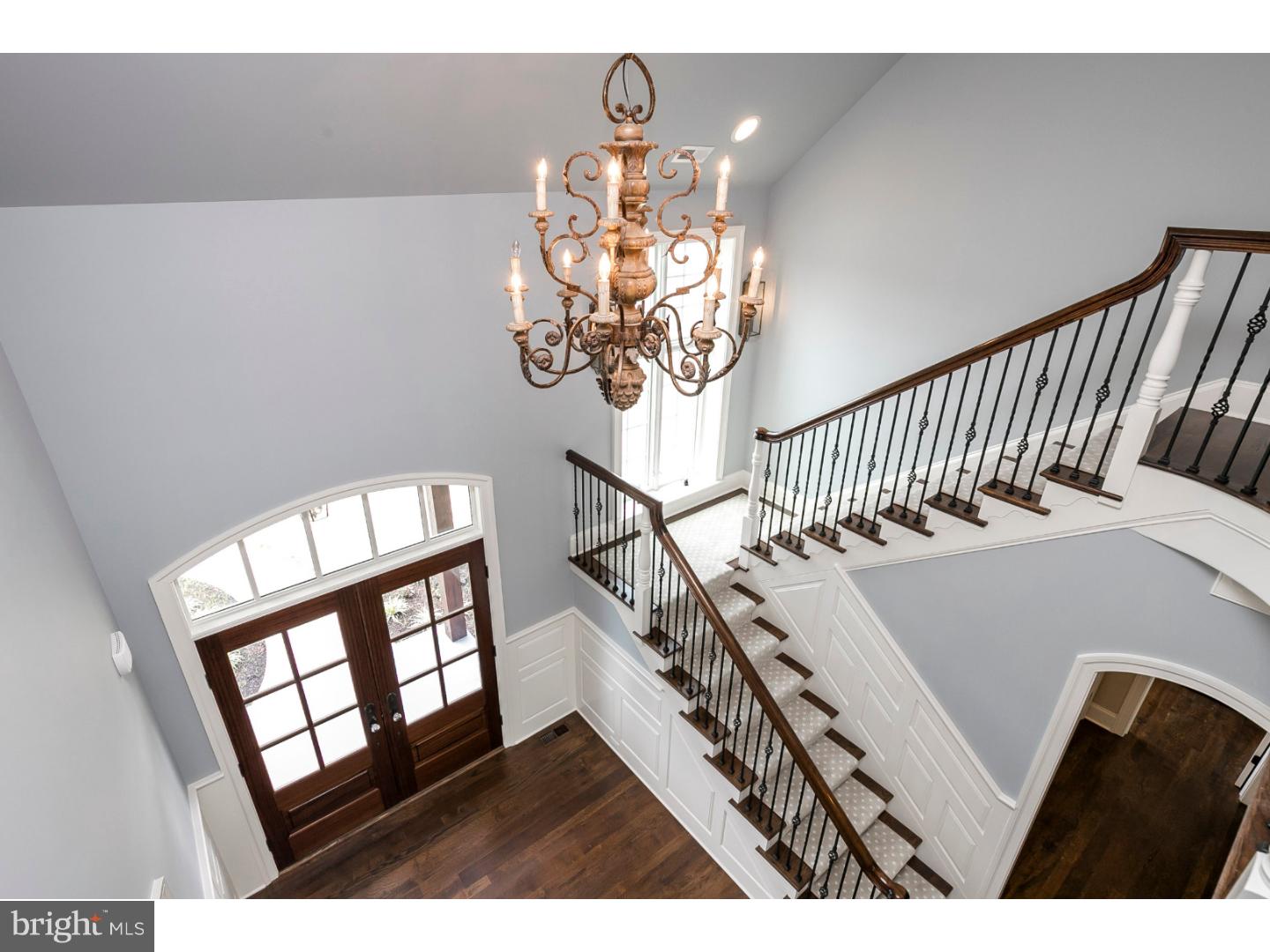 WHITEGATE - Residential