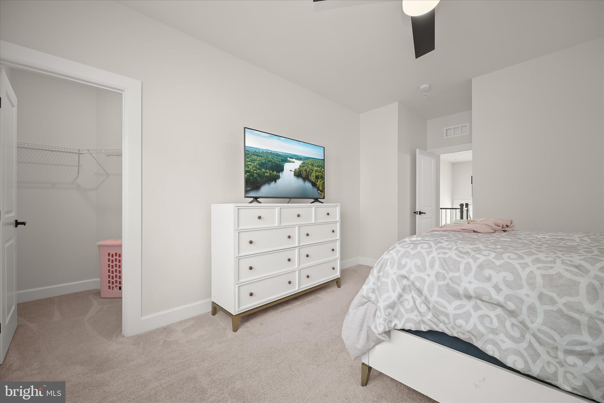 WELLINGTON FARMS - Residential