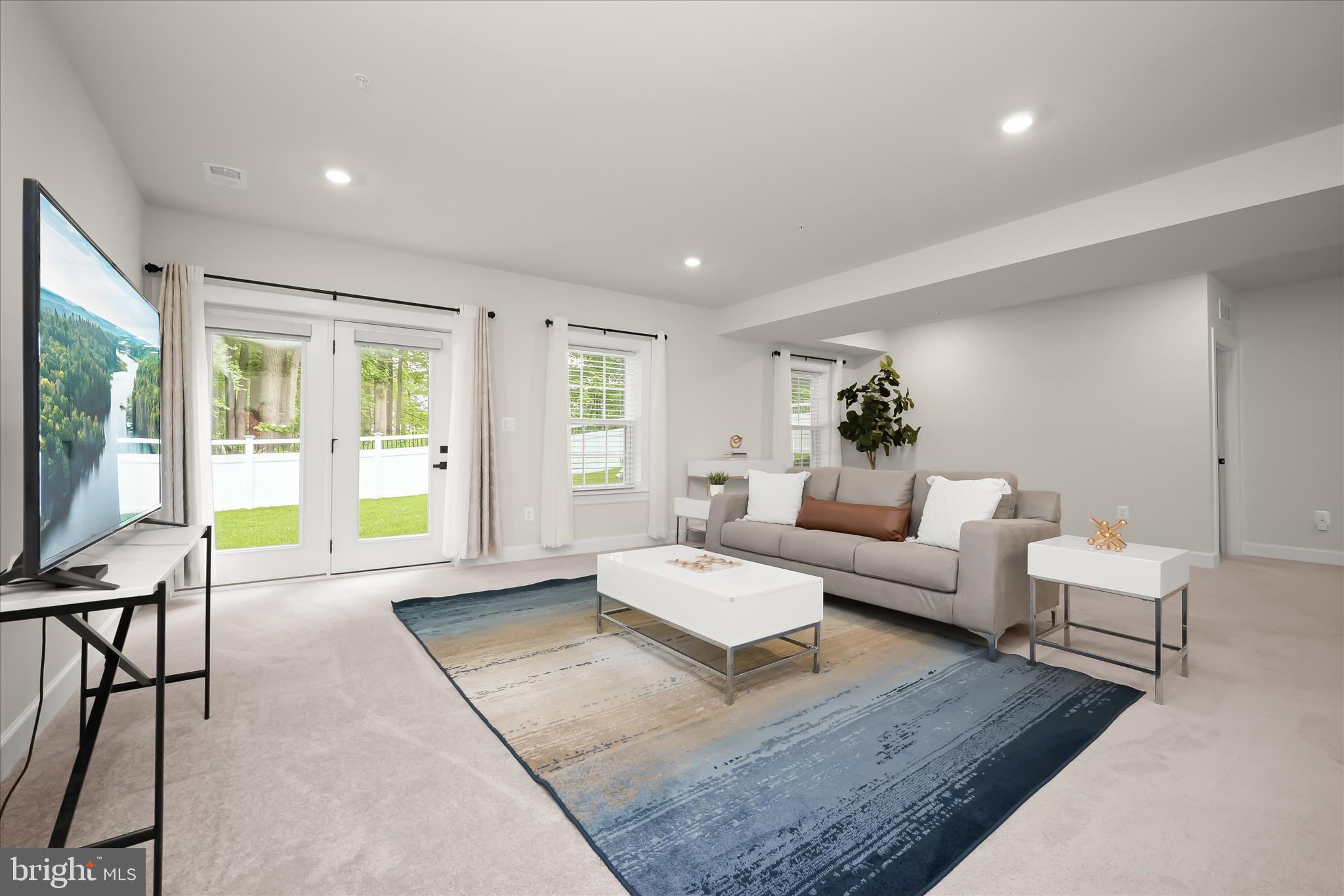WELLINGTON FARMS - Residential