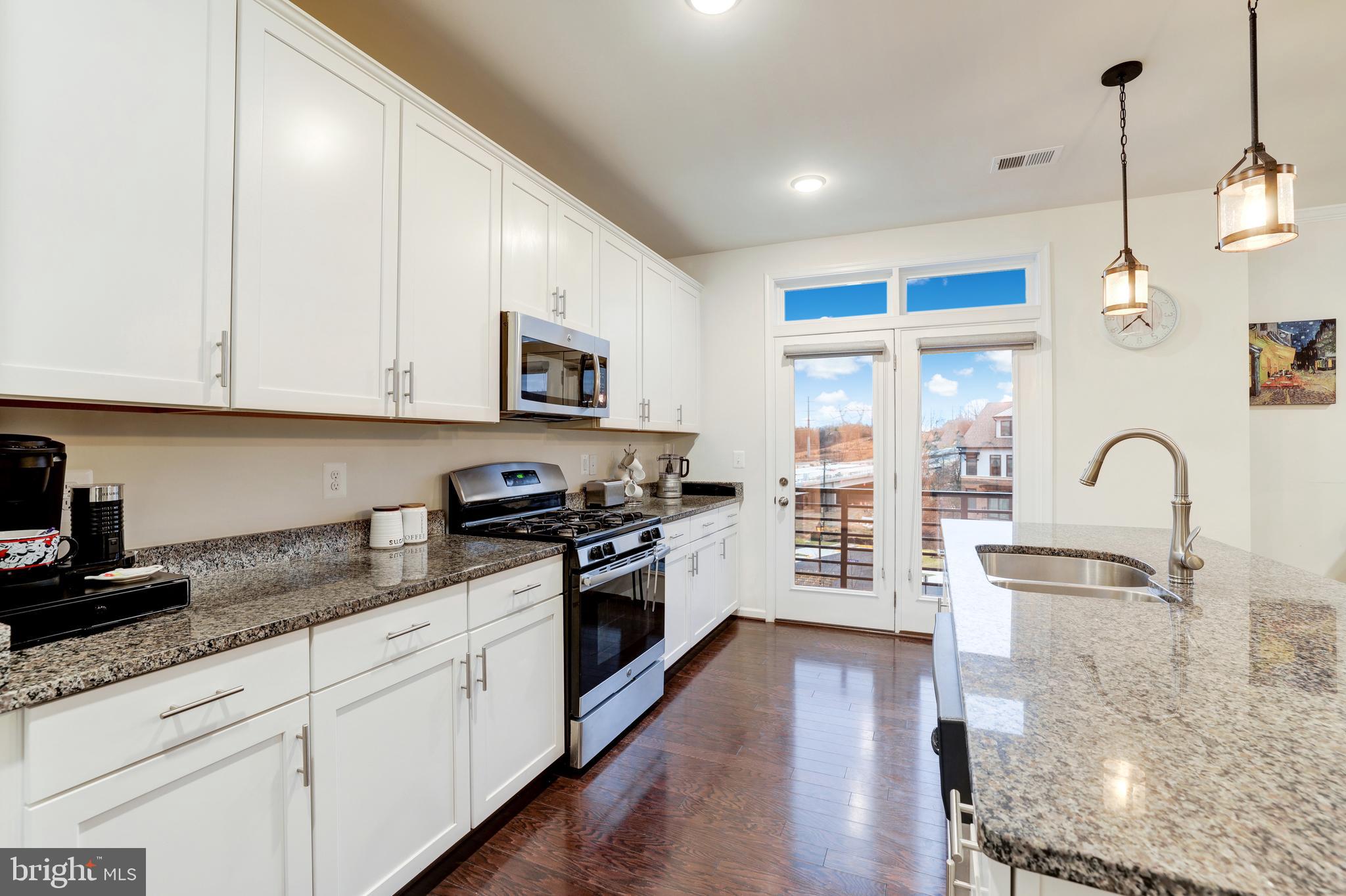 LOFTS AT VILLAGE WALK - Residential