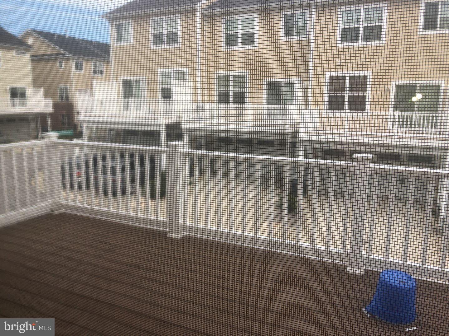 POINTE AT ARUNDEL PRESERVES - Residential Lease