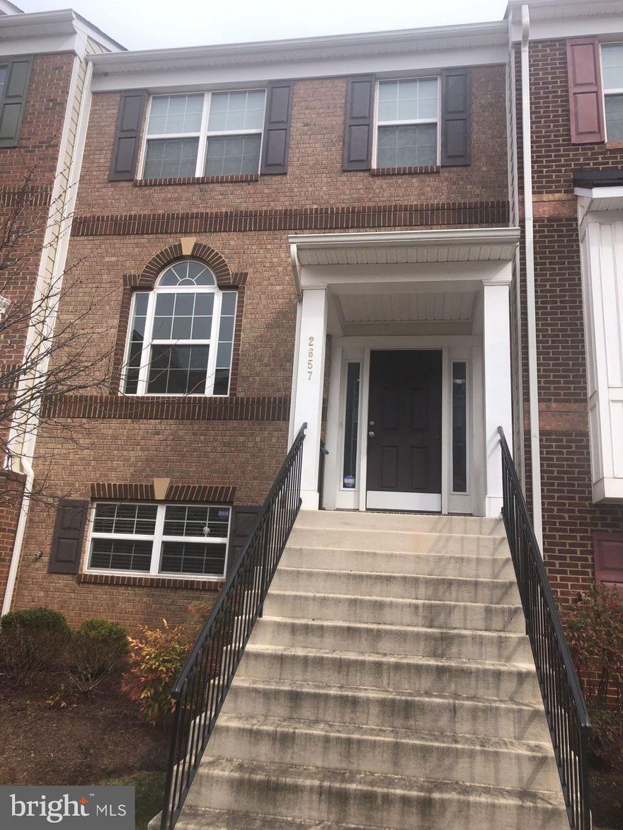Spacious 3 bedroom, 2.5 bath townhouse in Pointe and Arundel Preserve Community in Hanover. Large eat in kitchen with all appliances. Finished basement,2 car garage, deck, walk in closets. Enjoy great community features like the pool, fitness center and tennis courts! Pets considered, no smoking.