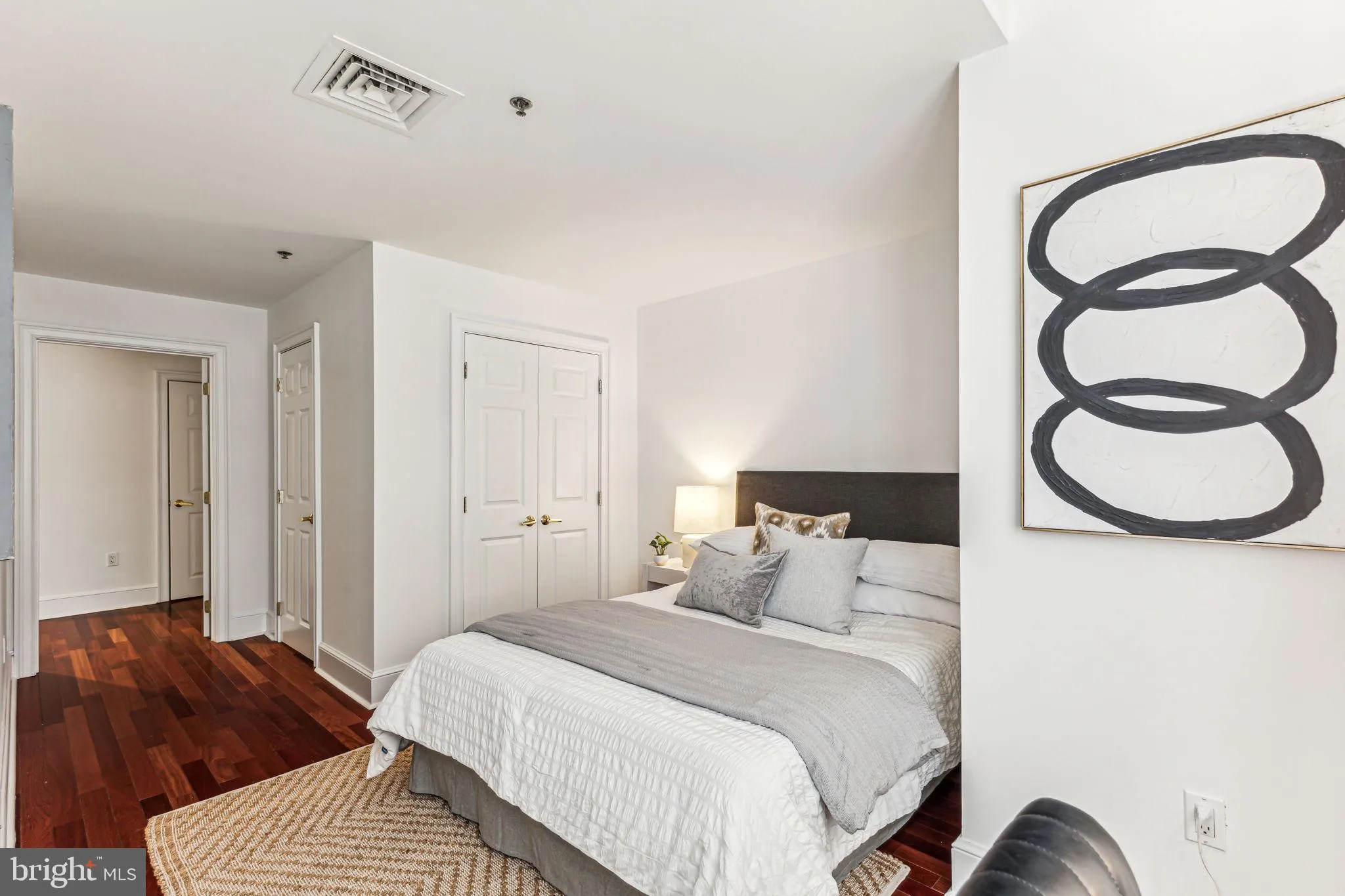 Philadelphia, Pennsylvania 19102, United States, 1 Bedroom Bedrooms, ,1 BathroomBathrooms,Residential,Active,24591