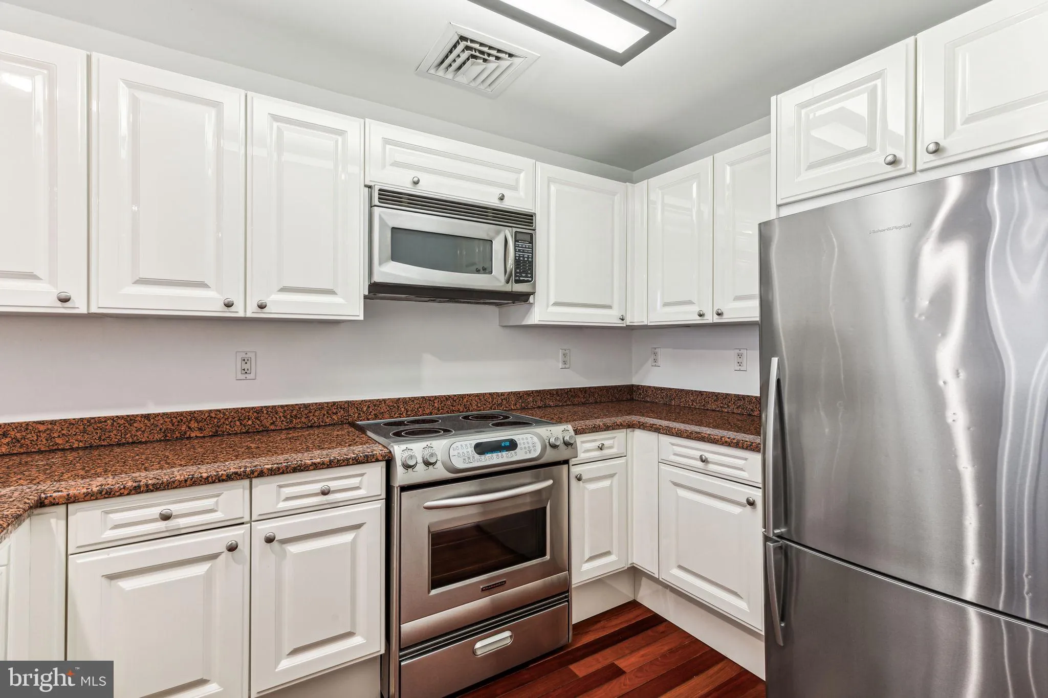 Philadelphia, Pennsylvania 19102, United States, 1 Bedroom Bedrooms, ,1 BathroomBathrooms,Residential,Active,24591