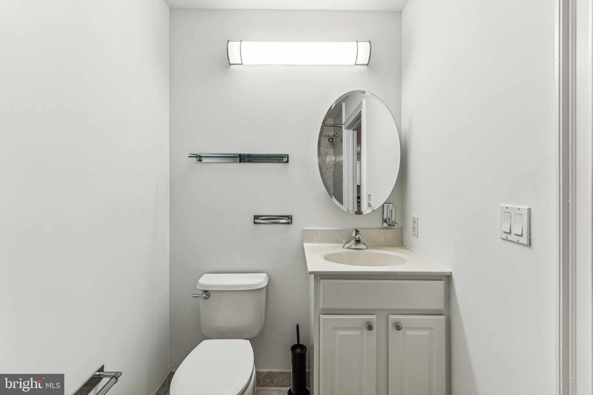 AVENUE OF THE ARTS - Residential Lease