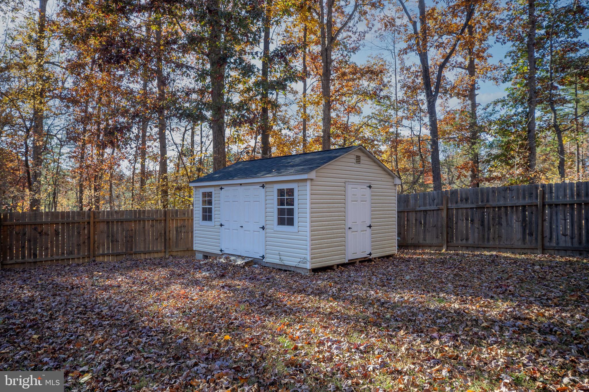 THE WATERS AT LAKE ANNA - Residential