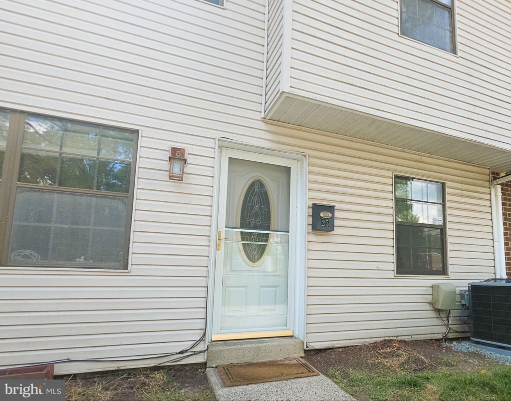 Photo of 25 Sawmill Run #25, NORRISTOWN, PA 19401 (MLS # PAMC2153792)
