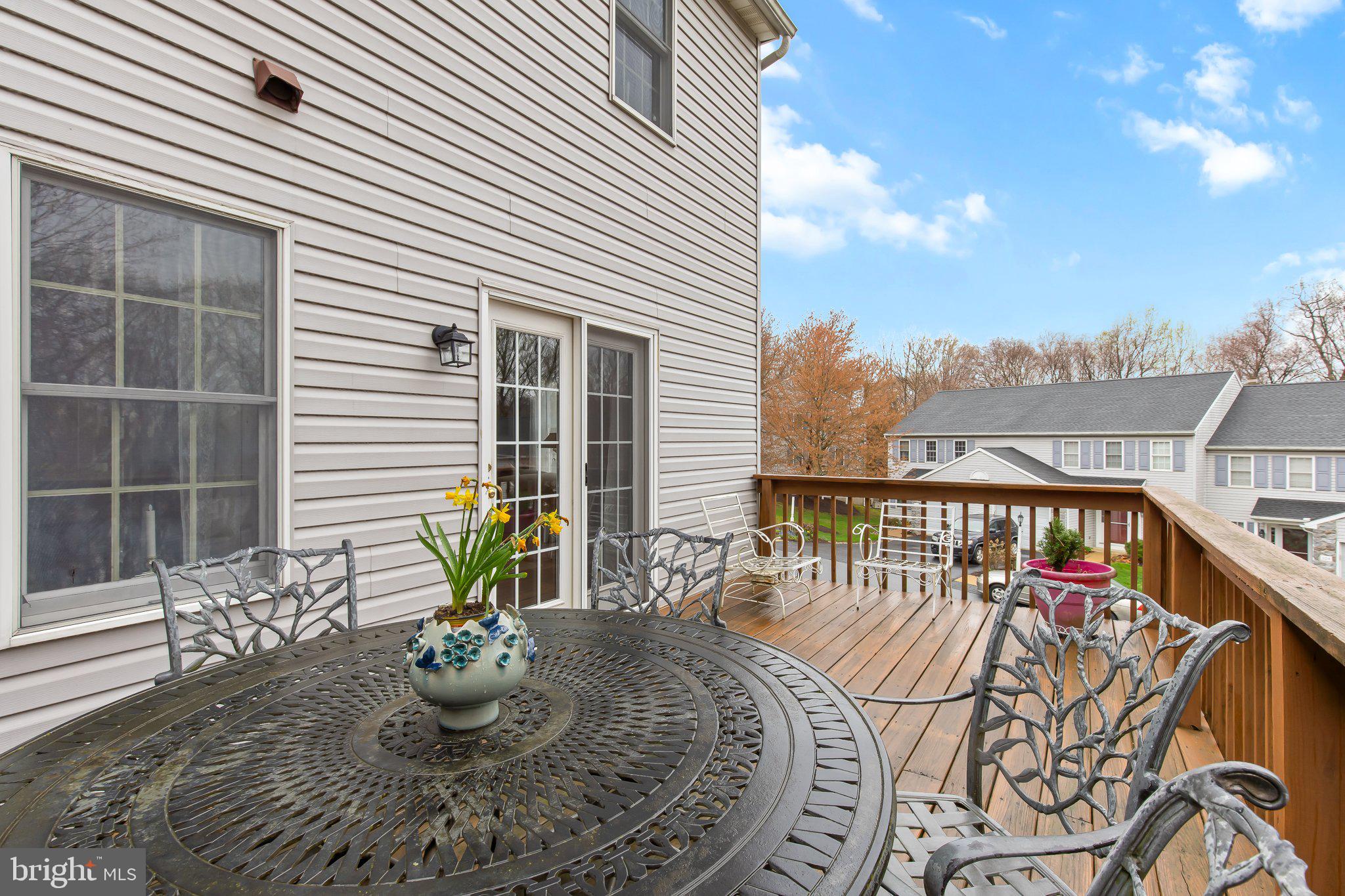 WOODS AT TREETOPS - Residential