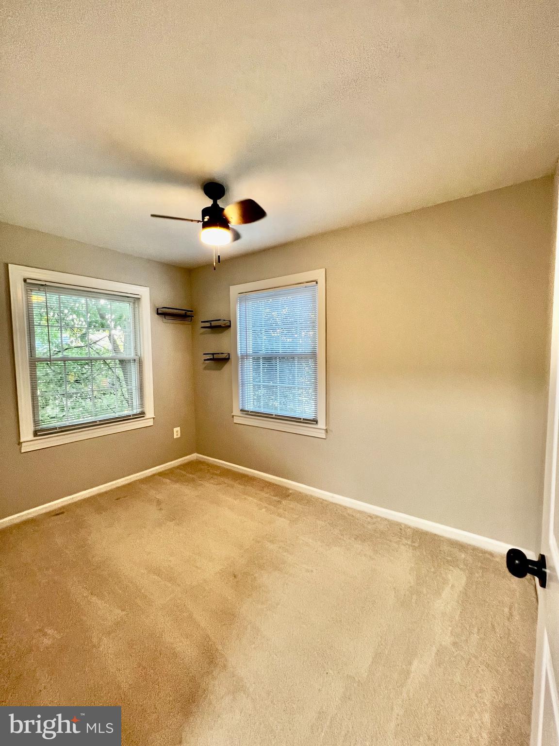 HUNTINGTON - Residential Lease