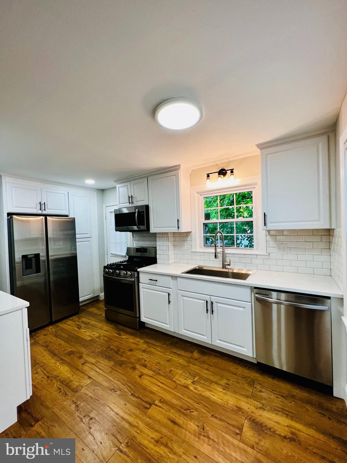 HUNTINGTON - Residential Lease