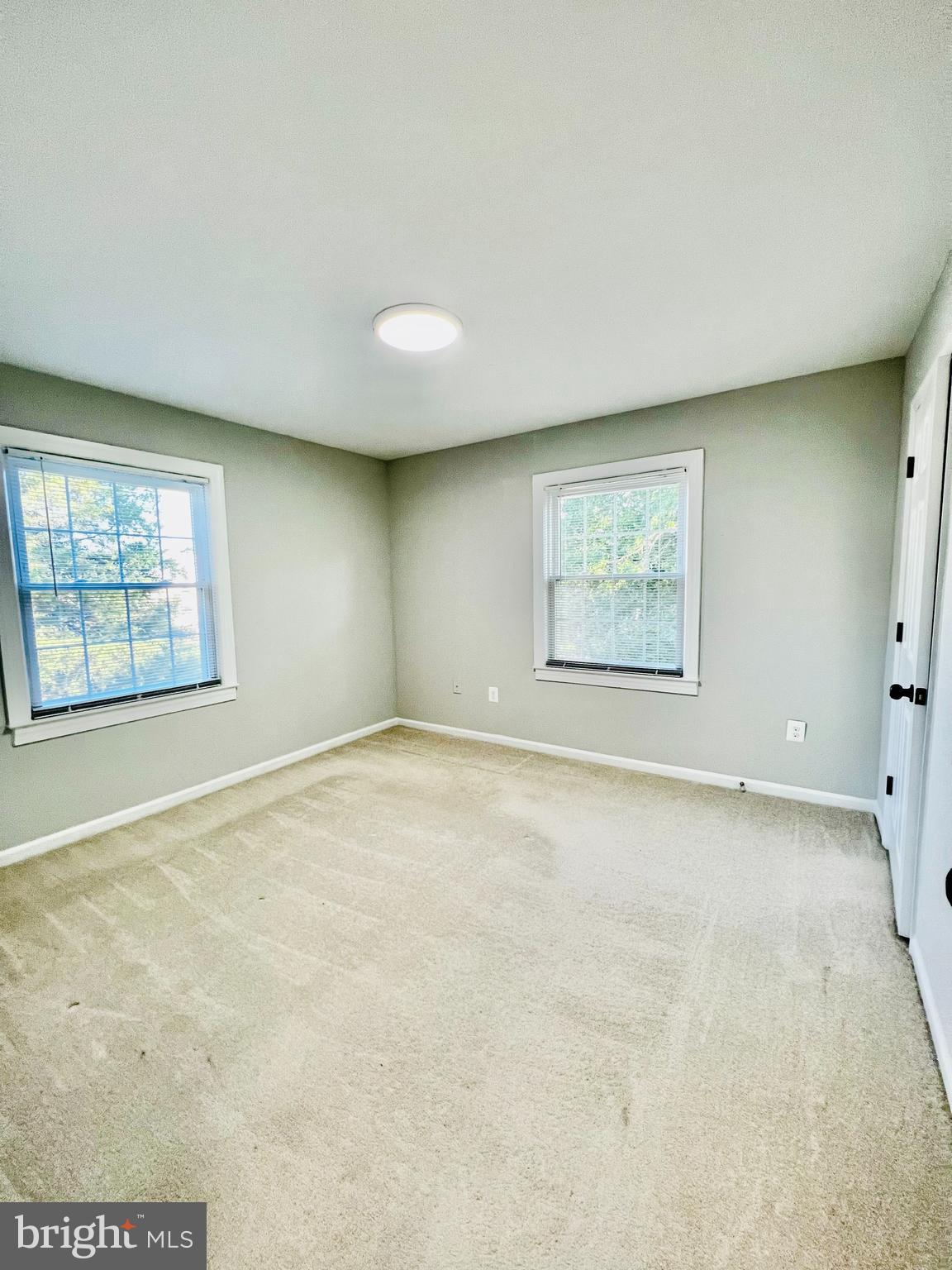 HUNTINGTON - Residential Lease