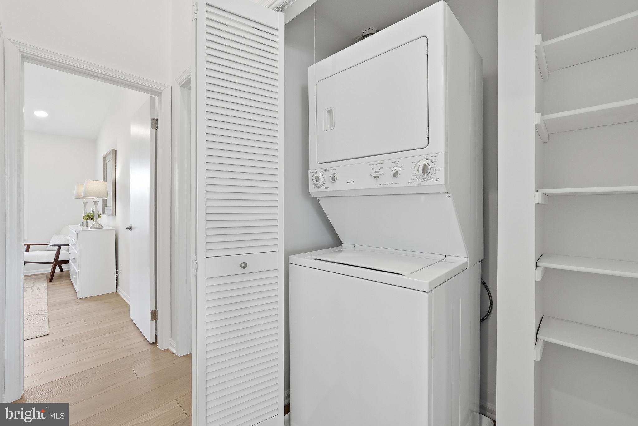 GRAYS POINTE - Residential