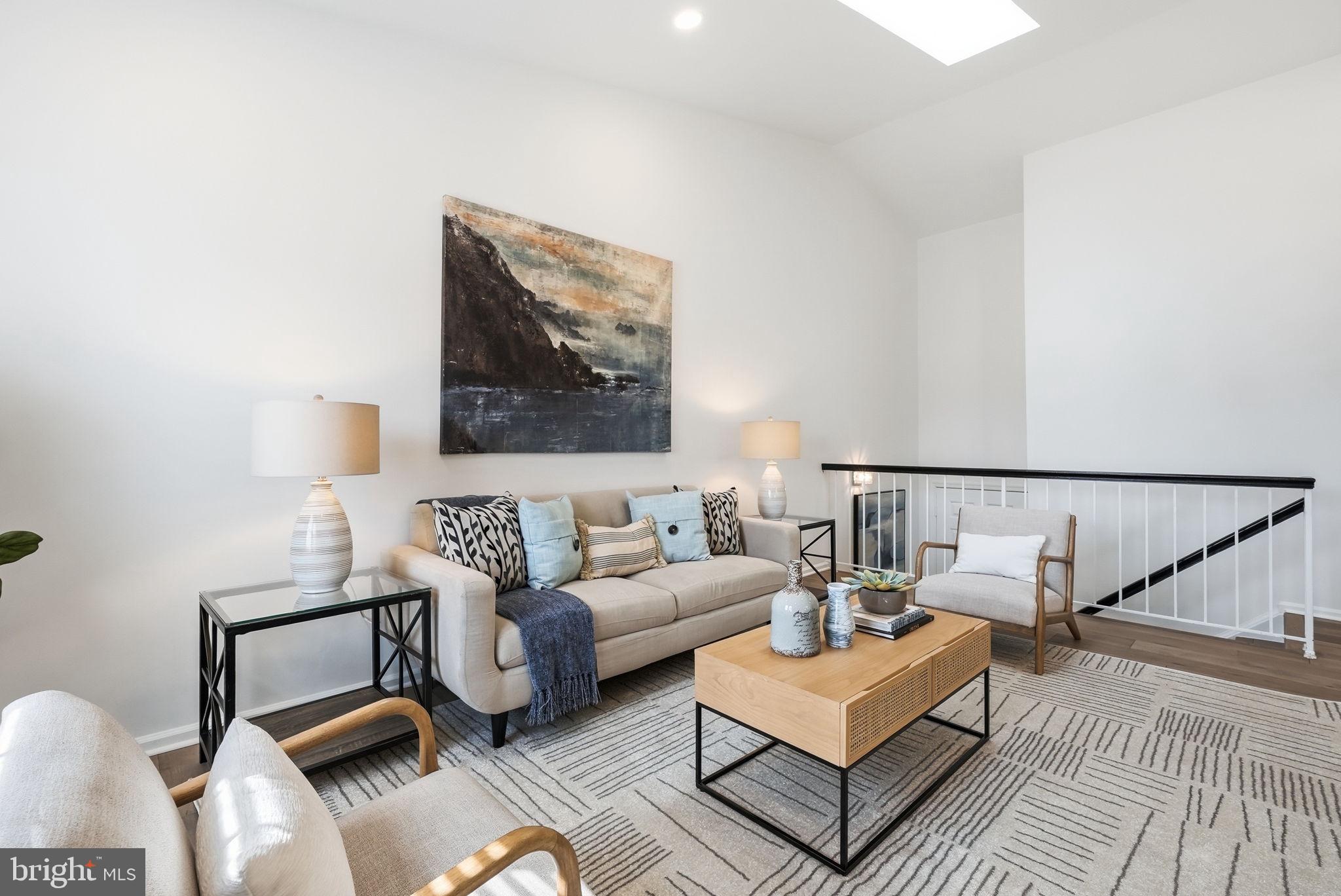 GRAYS POINTE - Residential