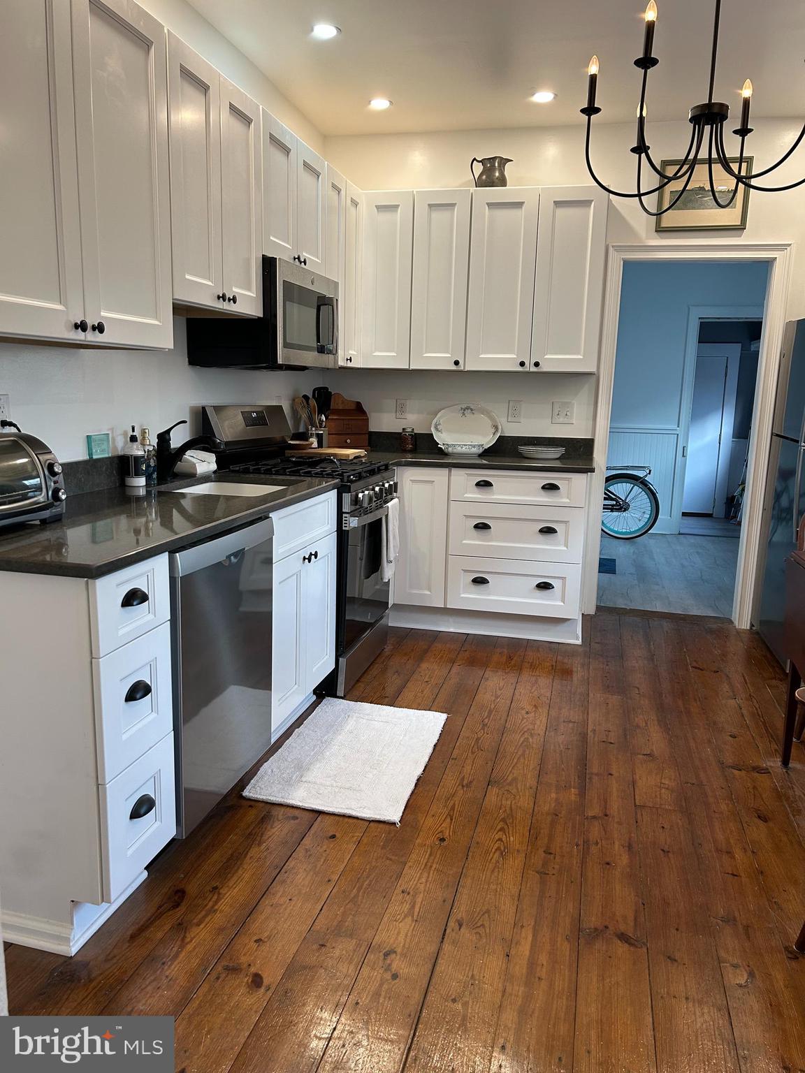 OLD NEW CASTLE - Residential