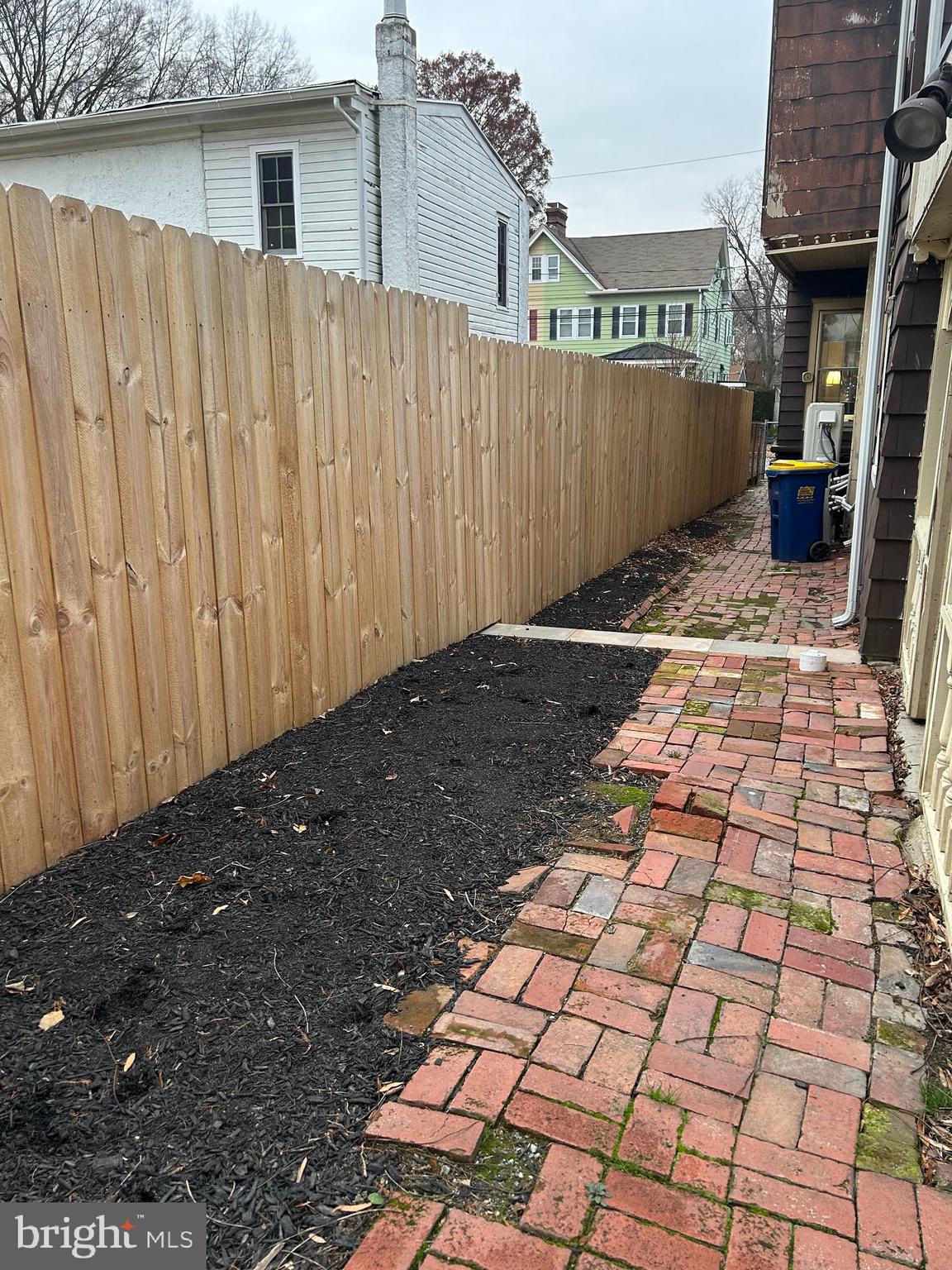 OLD NEW CASTLE - Residential