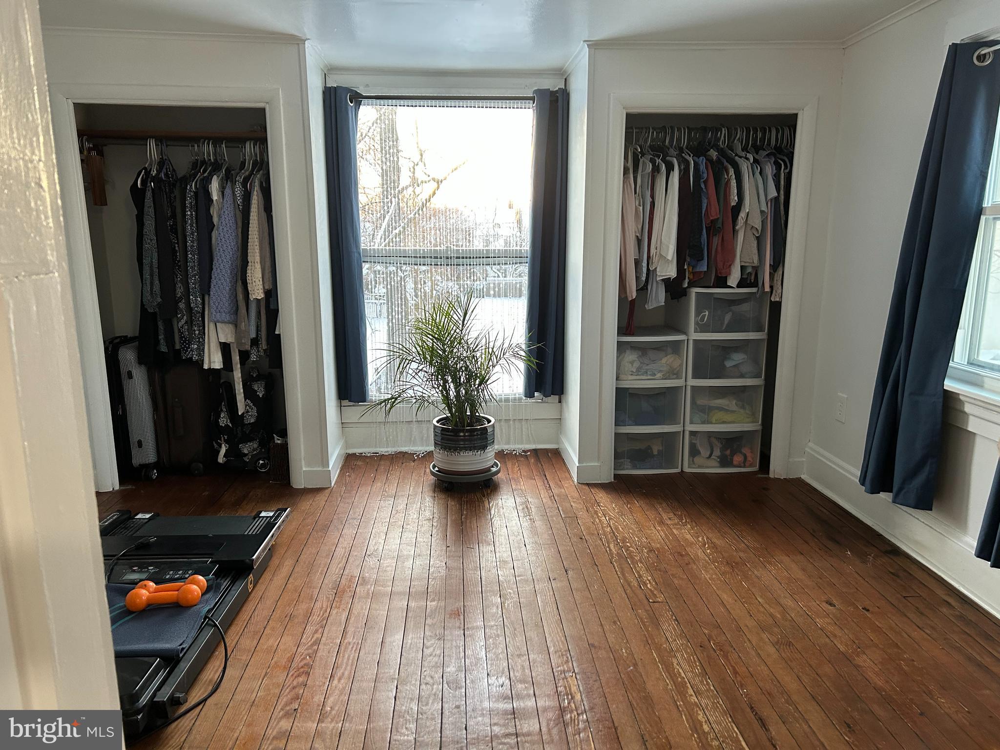 OLD NEW CASTLE - Residential