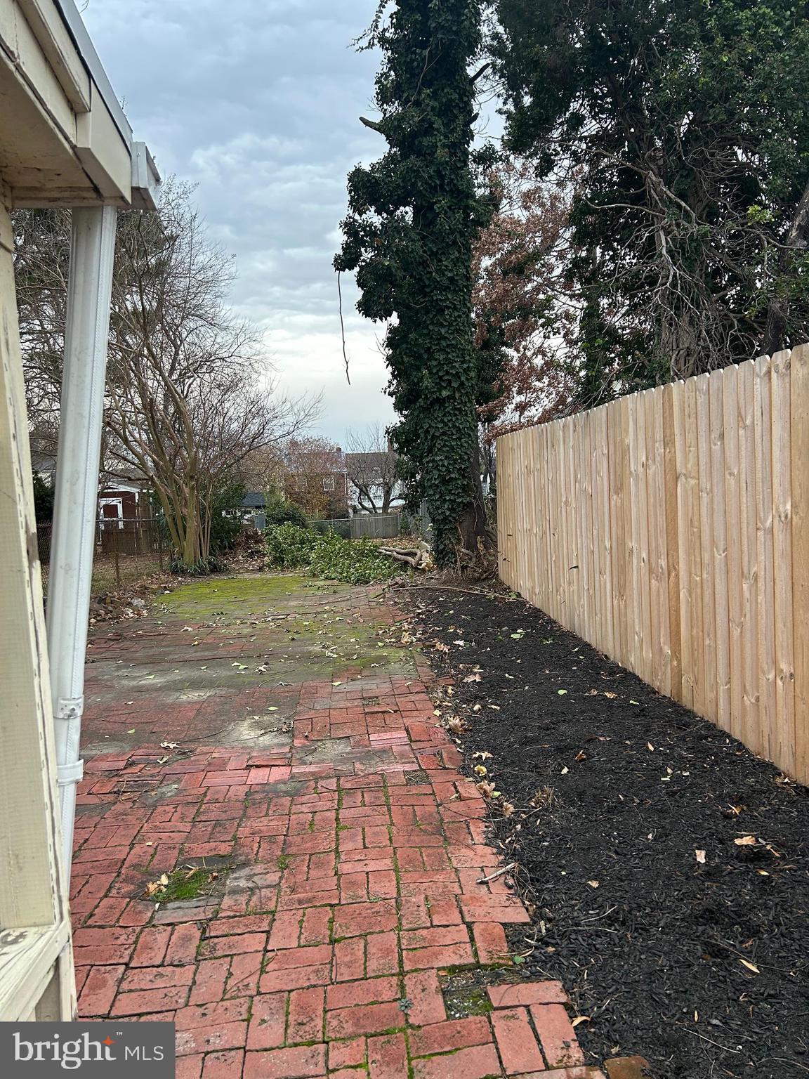 OLD NEW CASTLE - Residential