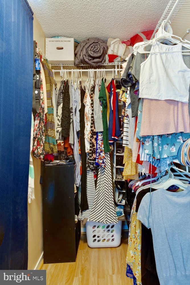 TOWNS OF OAK SPRINGS - Residential Lease