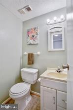 TOWNS OF OAK SPRINGS - Residential Lease