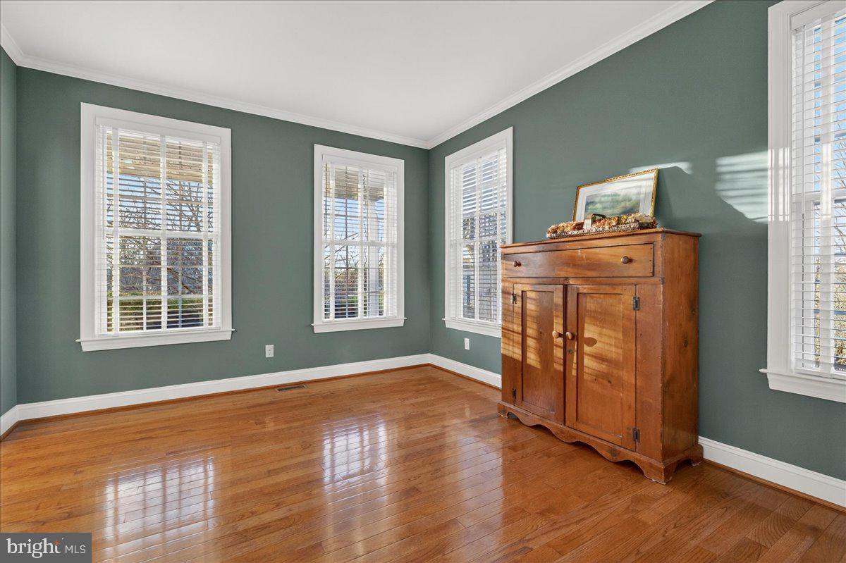 FERGUSON HILL - Residential