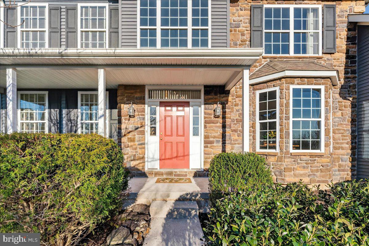 FERGUSON HILL - Residential