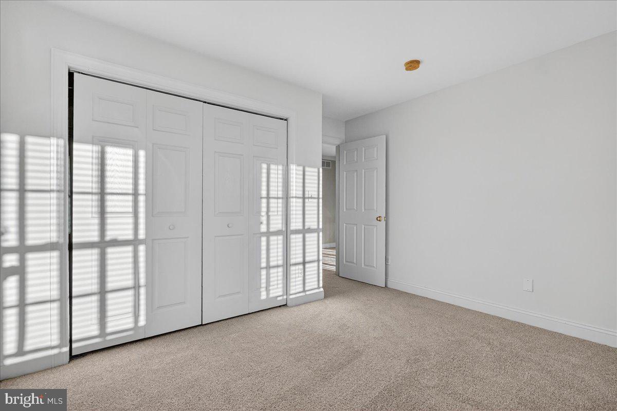 FERGUSON HILL - Residential