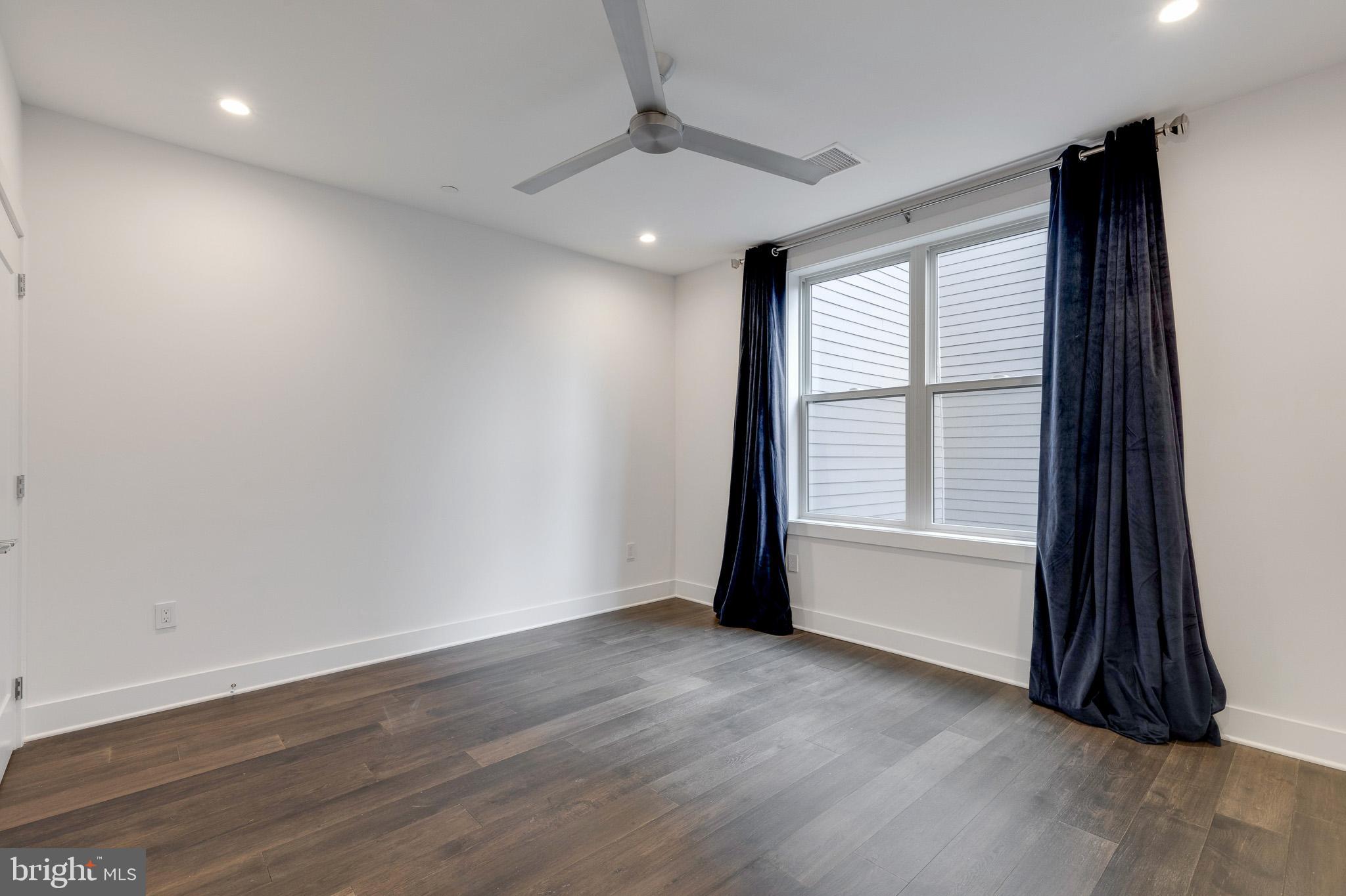 BELLA VISTA - Residential