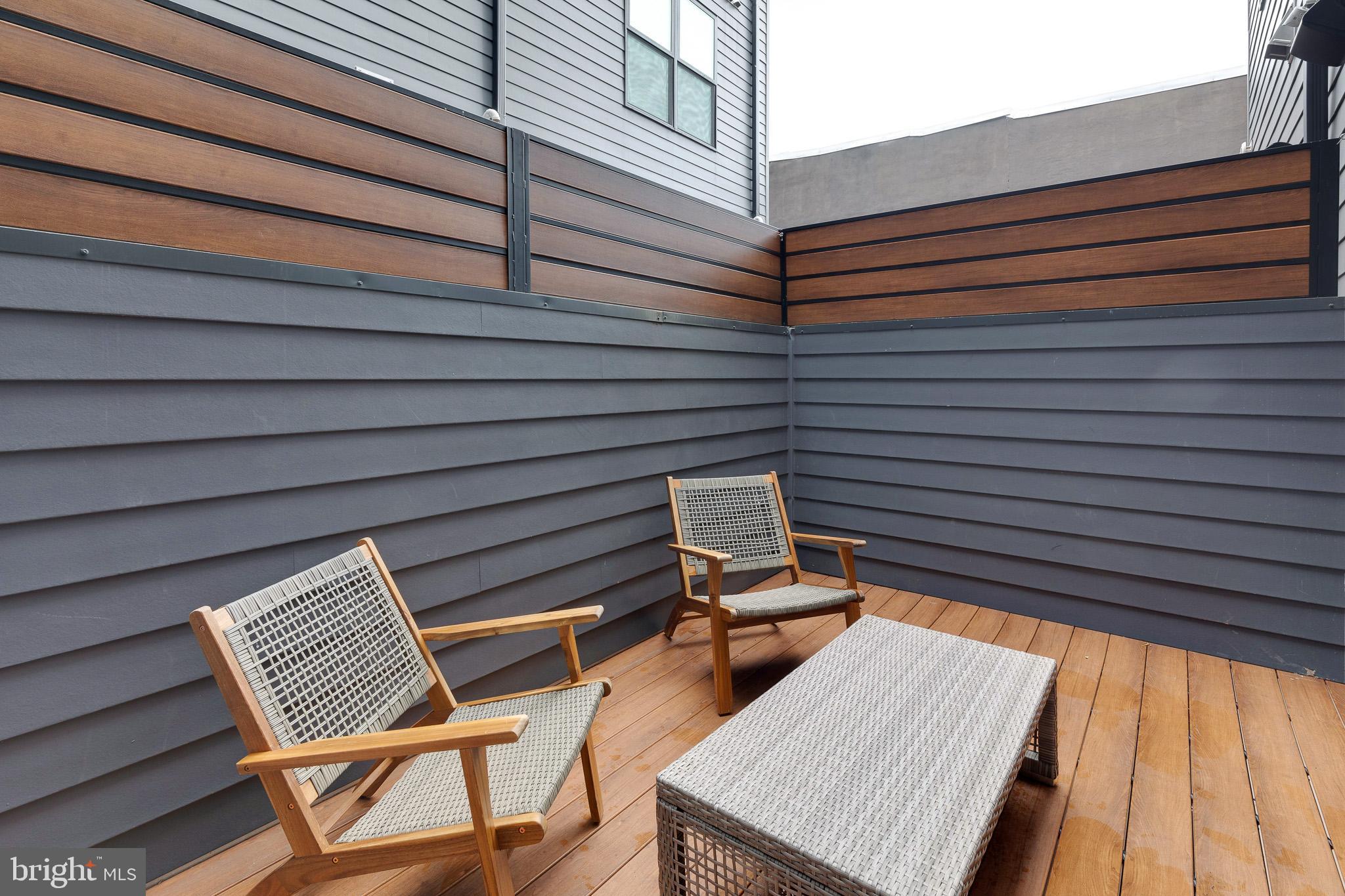 BELLA VISTA - Residential