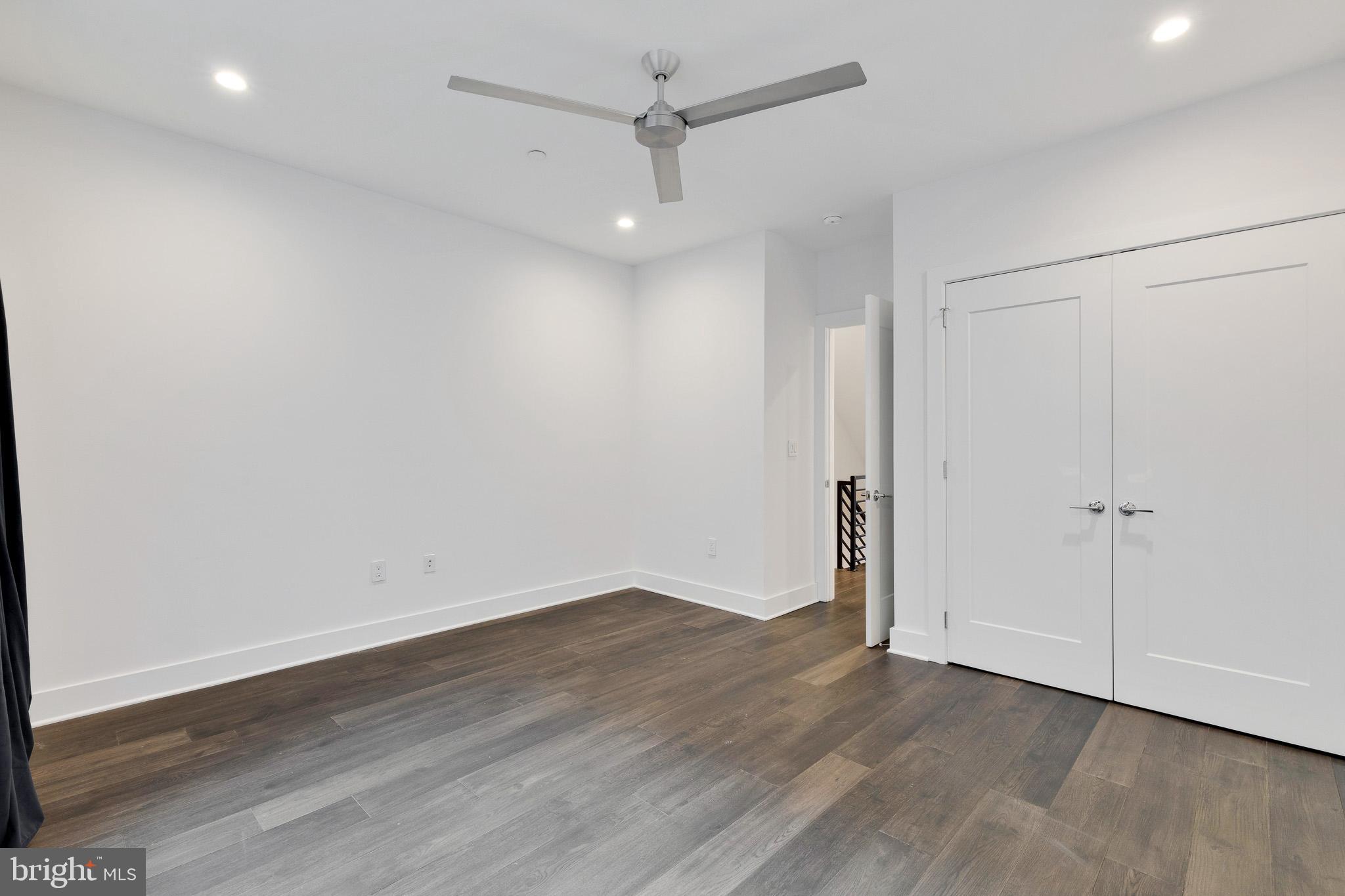 BELLA VISTA - Residential