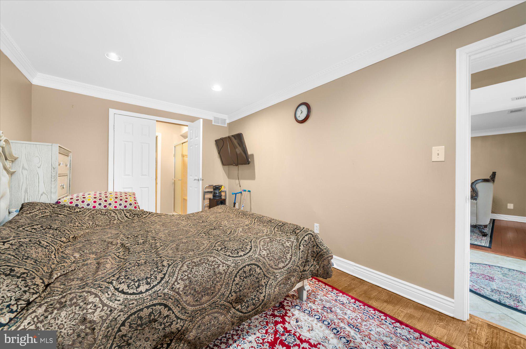 LIBERTY SQUARE - Residential