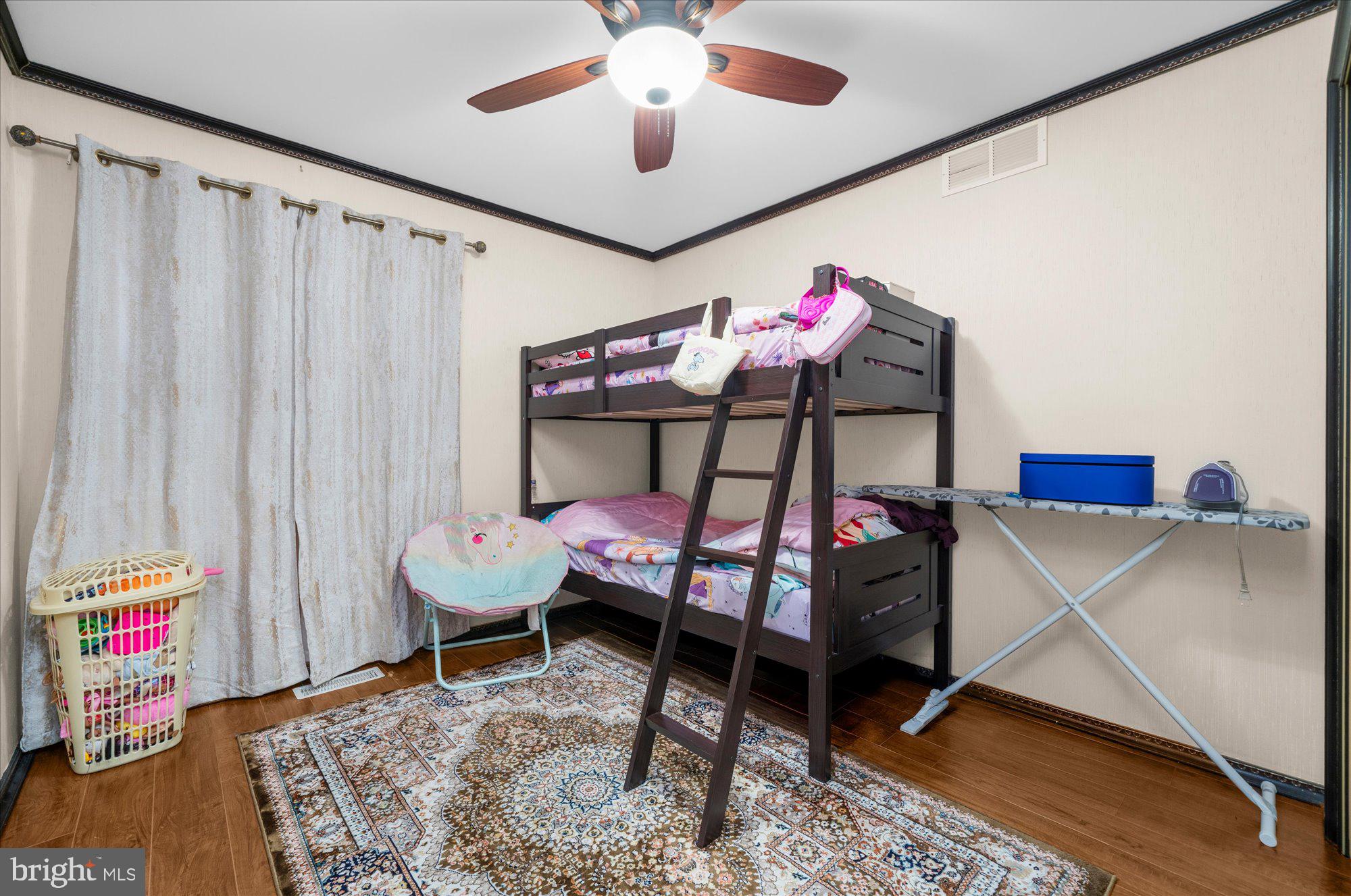 LIBERTY SQUARE - Residential