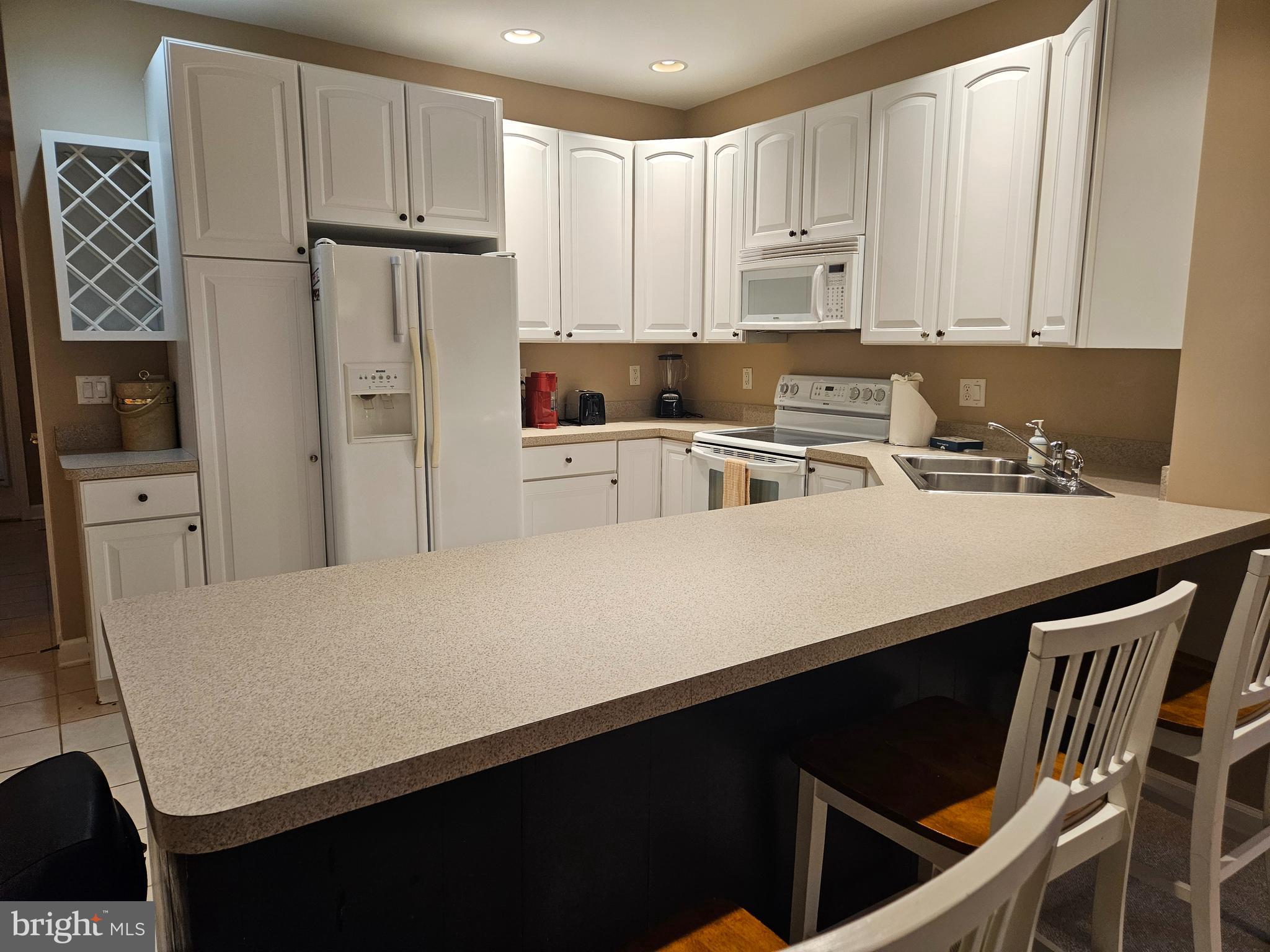 34297 SUMMERLYN DRIVE 501