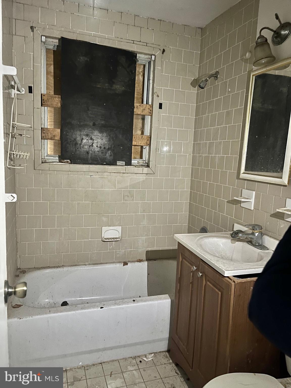 OXON RUN HILLS - Residential