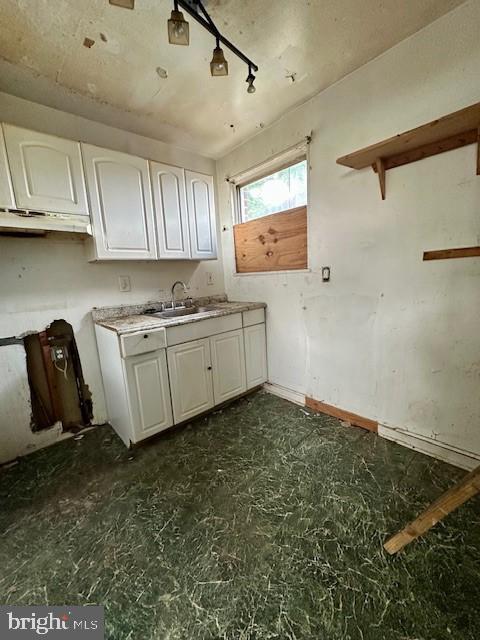 OXON RUN HILLS - Residential