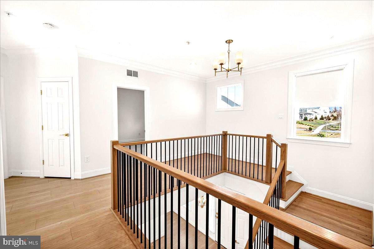 BRIGHTWELL CROSSING - Residential