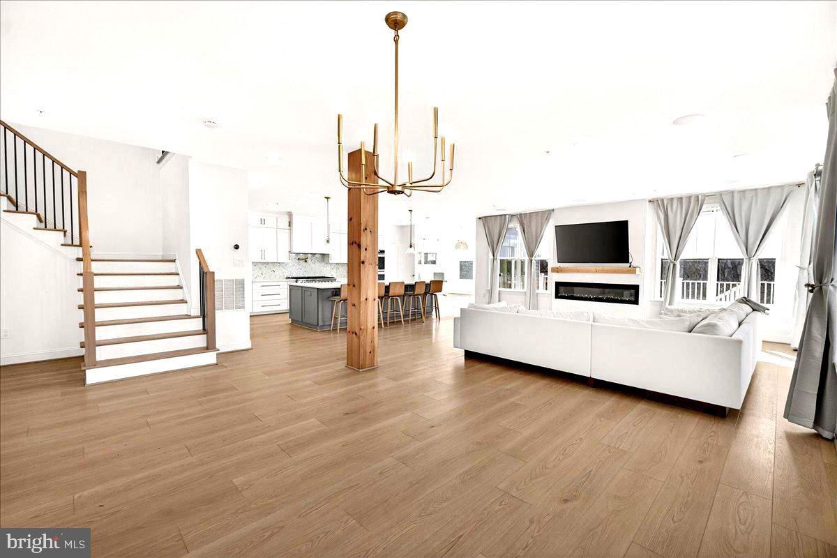 BRIGHTWELL CROSSING - Residential