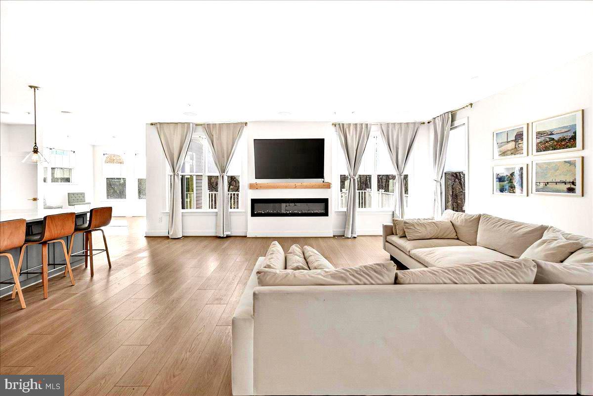 BRIGHTWELL CROSSING - Residential