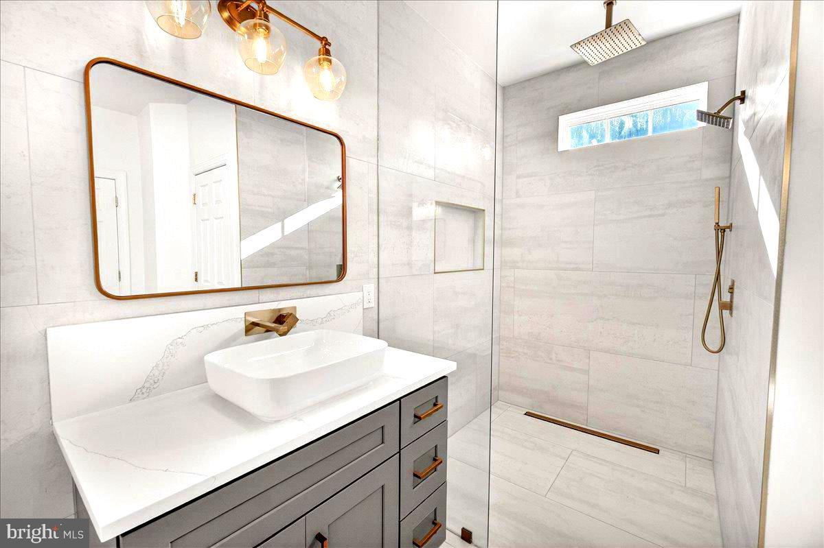 BRIGHTWELL CROSSING - Residential