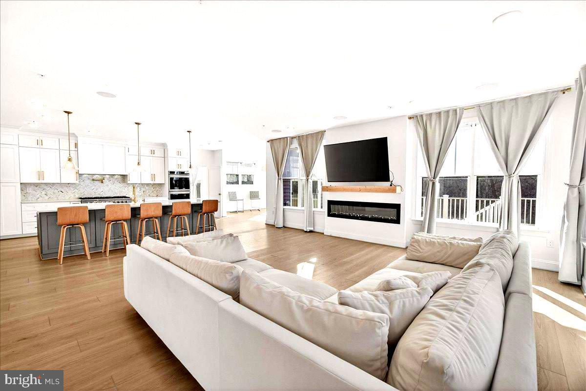 BRIGHTWELL CROSSING - Residential