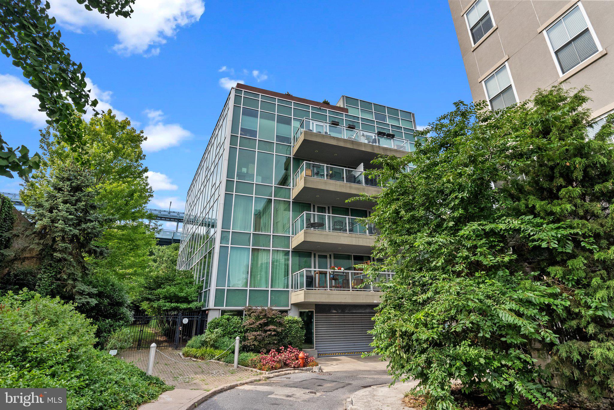 OLD CITY - Residential