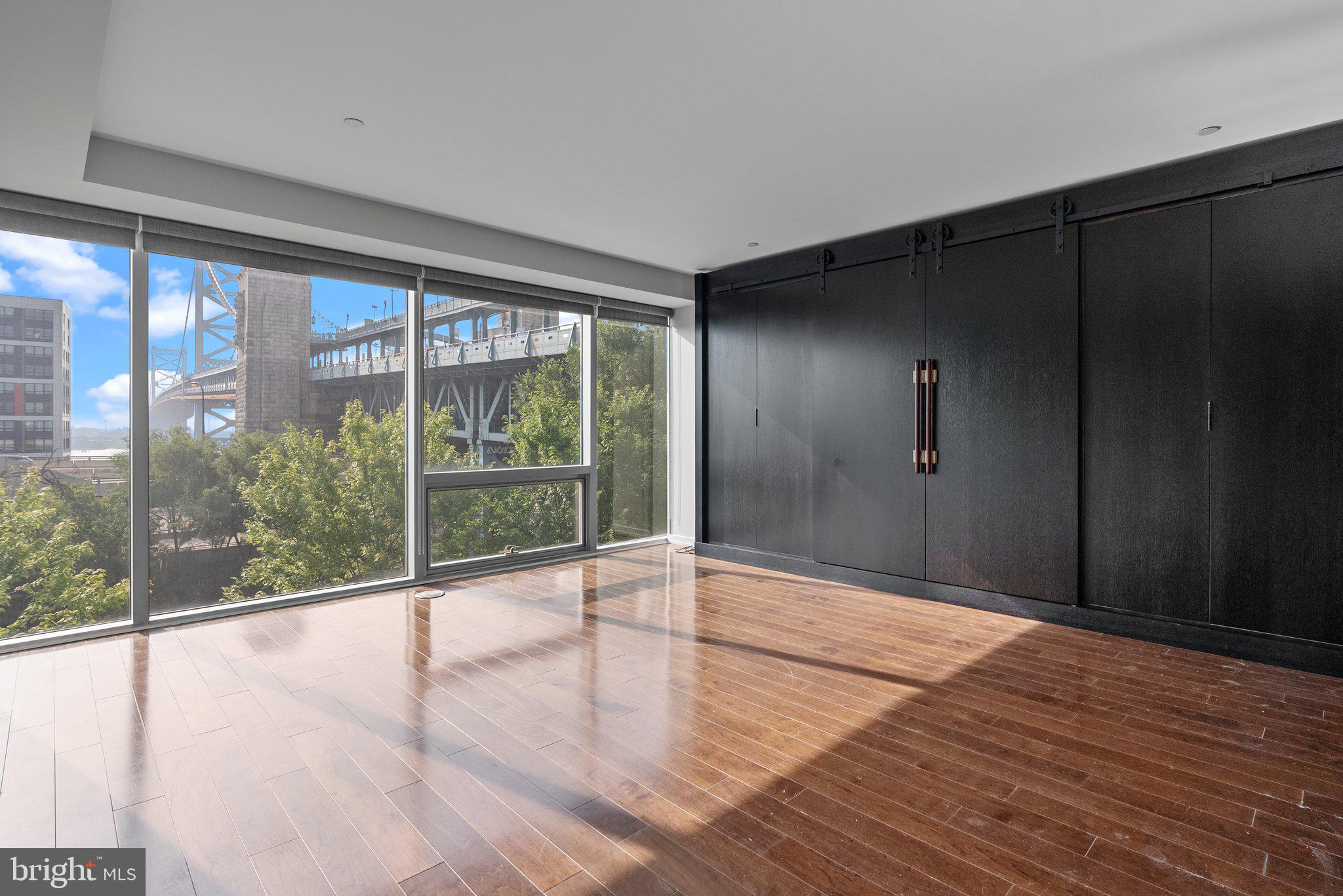 OLD CITY - Residential