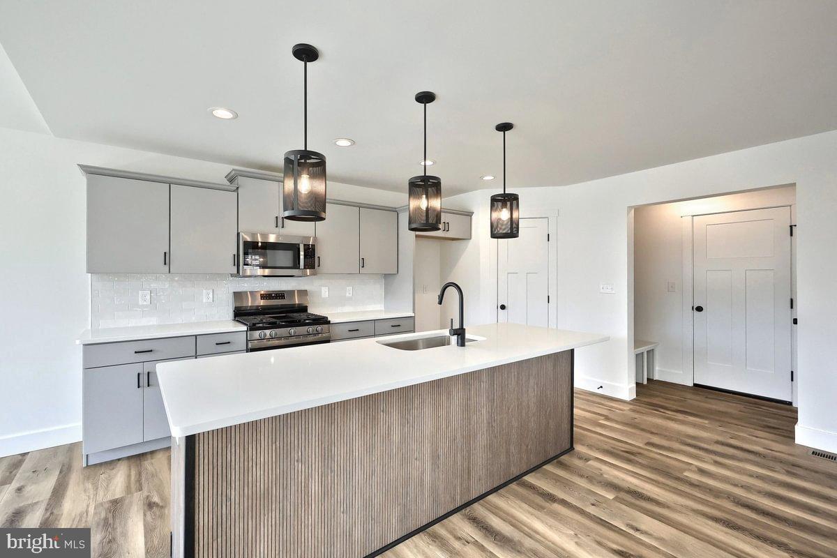 LOGAN MEADOWS - Residential