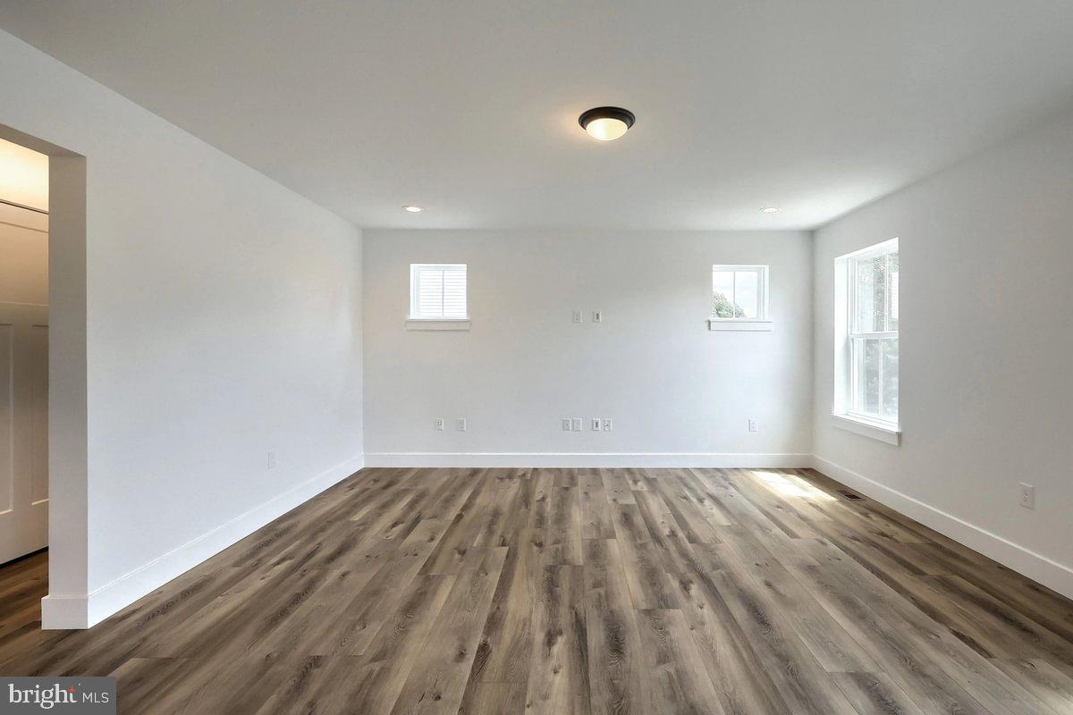 LOGAN MEADOWS - Residential